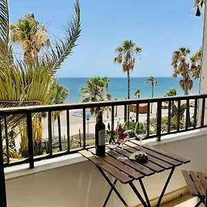  Apartment Frente A La Playa Piso 3 Spain