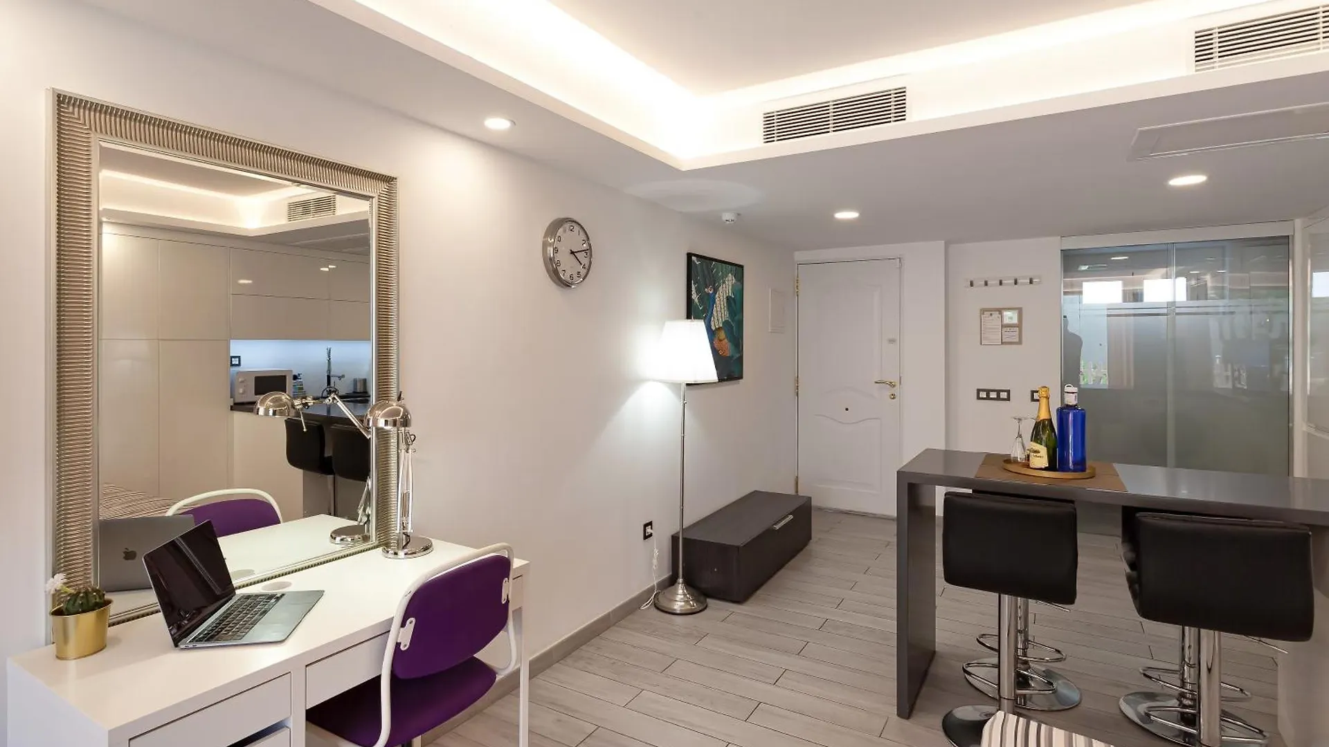 Modern & Elegant Loft Apartment Playa del Ingles
